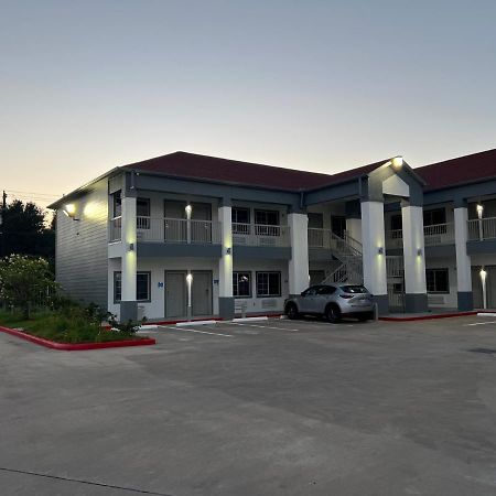 Crystal Suites Houston Exterior photo